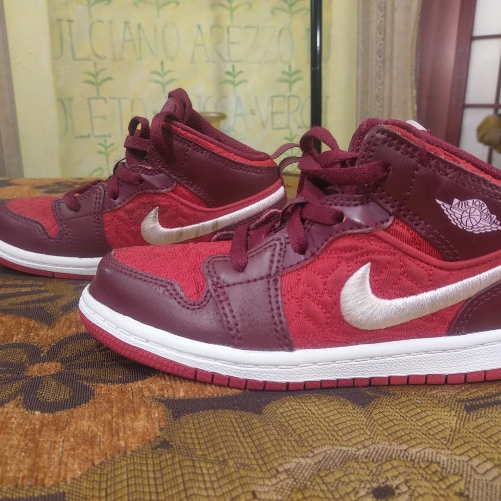 RARE Nike Jordan 1 Mid SE Gym Red/Pink Foam TD Toddler Size 10c AV5172-600 - Picture 2 of 9